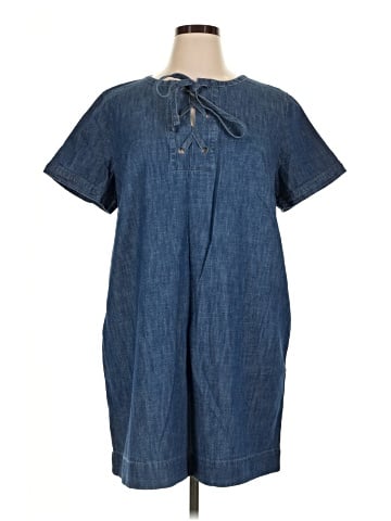 Ann Taylor LOFT Casual Dress (view 1)