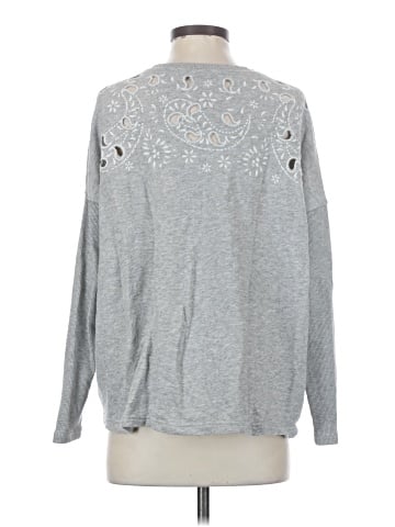 American Eagle Outfitters Pullover Sweater (view 2)