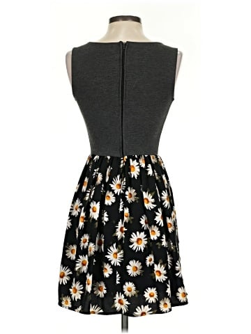 Xhilaration Casual Dress (view 2)