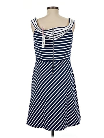 Vineyard Vines Casual Dress (view 2)