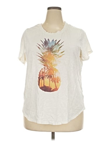 Old Navy Short Sleeve T-Shirt (view 1)