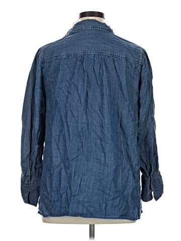 Velvet Heart 3/4 Sleeve Button-Down Shirt (view 2)
