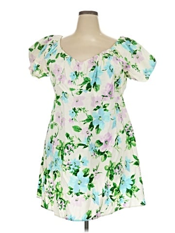 Old Navy Casual Dress (view 1)