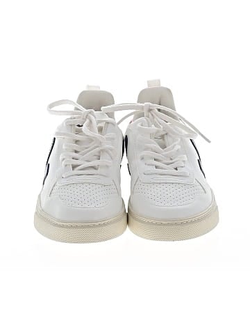 VEJA Sneakers (view 2)