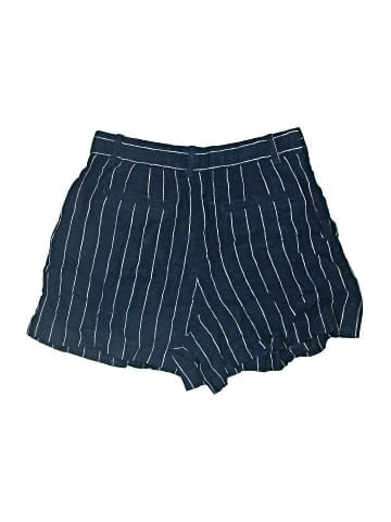 Gap Shorts (view 2)