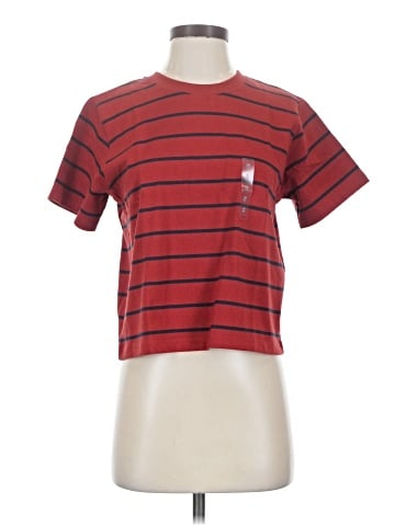 Uniqlo Short Sleeve T-Shirt (view 1)
