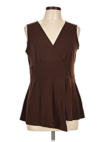 Ronni Nicole Sleeveless Blouse (view 1)