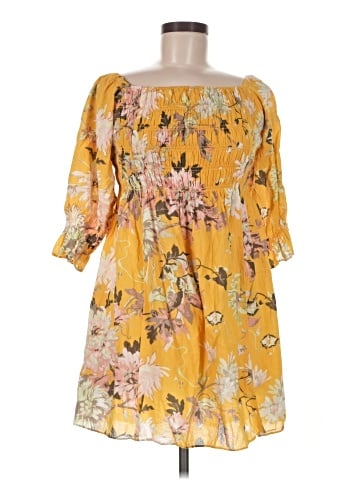 H&M Casual Dress (view 1)