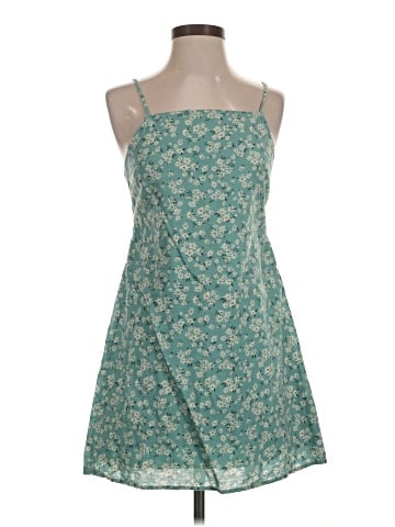 American Eagle Outfitters Casual Dress (view 1)