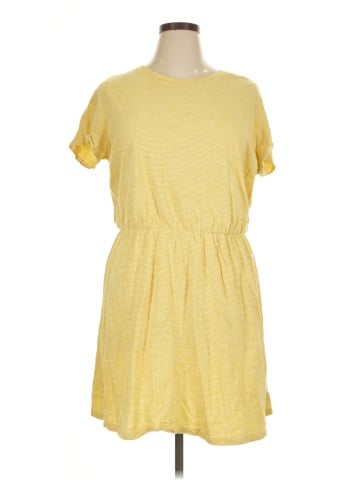 Old Navy Casual Dress (view 1)