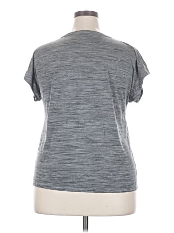 Liz Claiborne Active T-Shirt (view 2)
