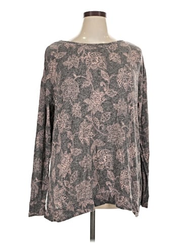 Liz Claiborne Long Sleeve T-Shirt (view 1)