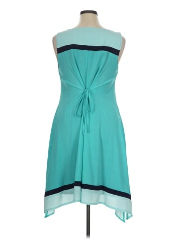 Signature by Robbie Bee Casual Dress (view 2)
