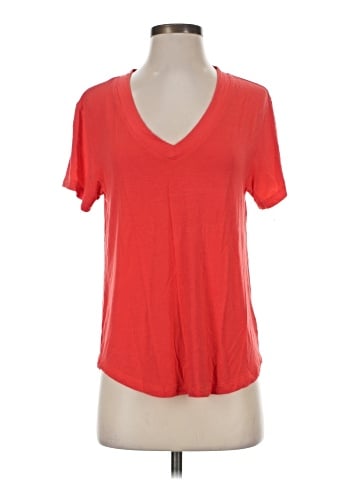 American Eagle Outfitters Short Sleeve T-Shirt (view 1)