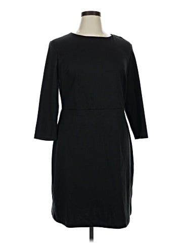 Old Navy Casual Dress (view 1)