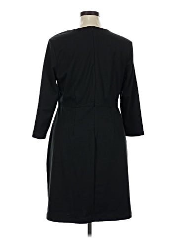 Old Navy Casual Dress (view 2)