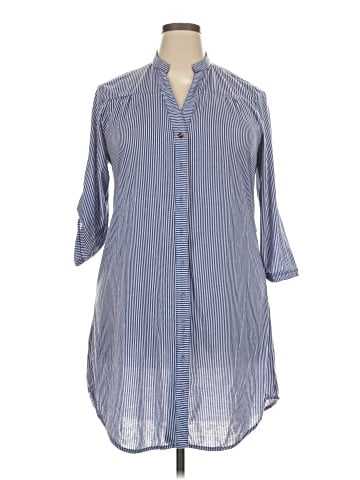 Passport 3/4 Sleeve Blouse (view 1)