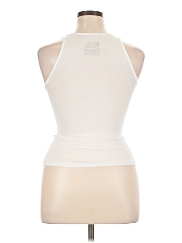 Hanes Sleeveless Top (view 2)