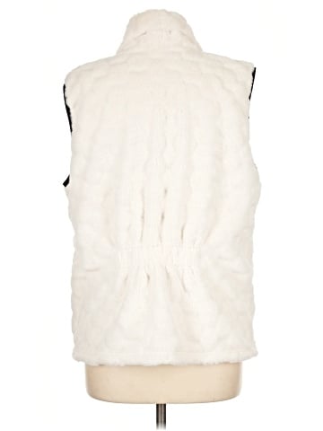 lucy Faux Fur Vest (view 2)