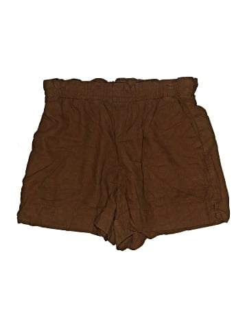 Gap Shorts (view 1)