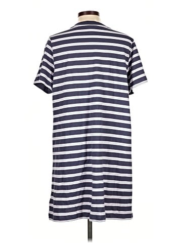 Old Navy Casual Dress (view 2)
