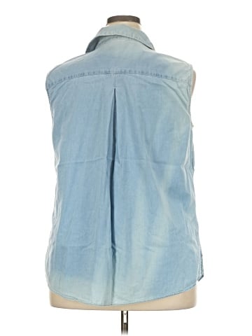 Faded Glory Sleeveless Button-Down Shirt (view 2)