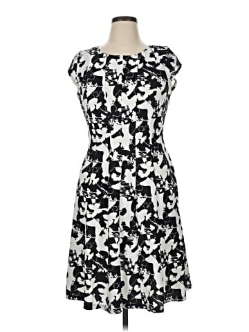 Elle Casual Dress (view 1)