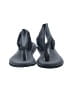 Sanuk Black Sandals Size 6 - photo 2