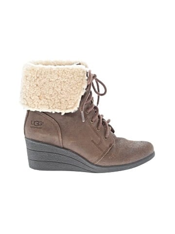 Ugg Australia Ankle Boots (view 1)
