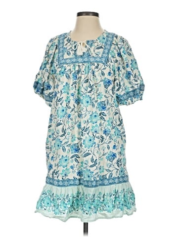 Old Navy Casual Dress (view 1)