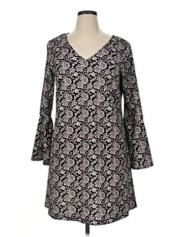 Signature by Robbie Bee Casual Dress (view 1)