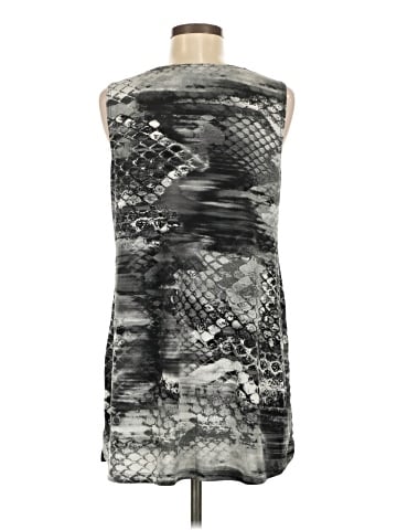 Women With Control Sleeveless Top (view 2)