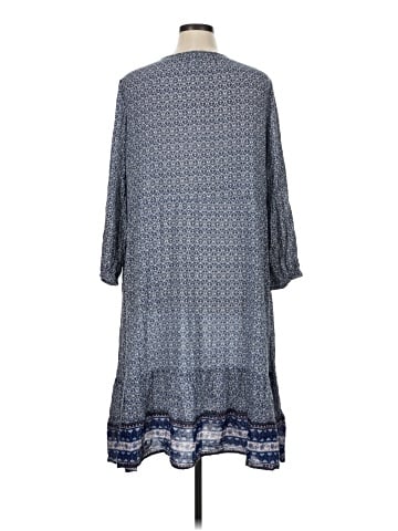 Old Navy Casual Dress (view 2)