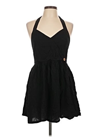 Urban Outfitters Casual Dress (view 1)
