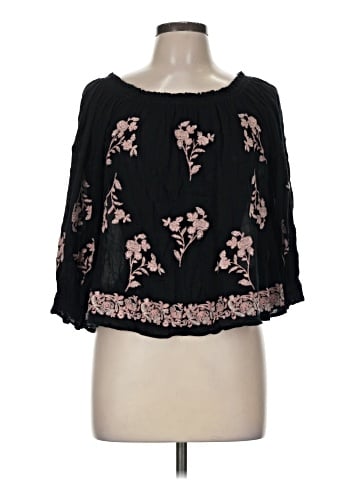 American Eagle Outfitters 3/4 Sleeve Blouse (view 1)