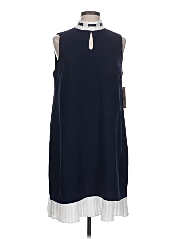 NANETTE Nanette Lepore Casual Dress (view 1)