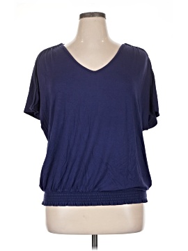 Jessica Simpson Short Sleeve Top