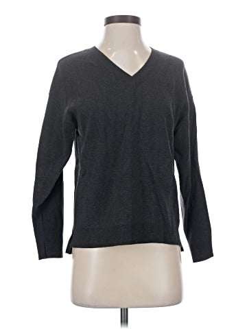 Uniqlo Pullover Sweater (view 1)