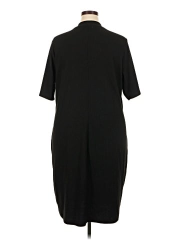 Old Navy Casual Dress (view 2)