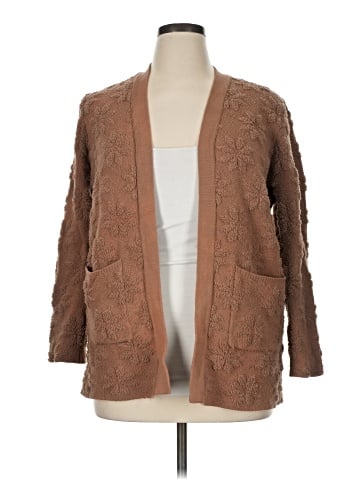 Bearpaw Cardigan (view 1)
