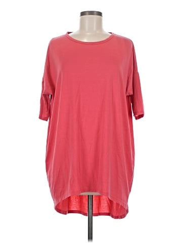 Lularoe 3/4 Sleeve T-Shirt (view 1)