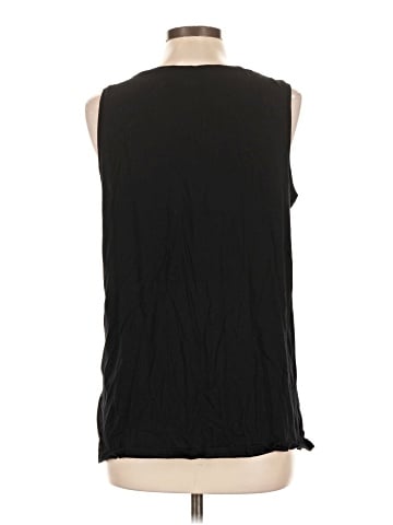 Old Navy Sleeveless T-Shirt (view 2)