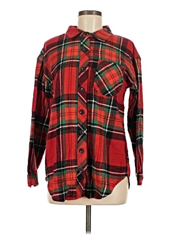 Maurices Long Sleeve Button-Down Shirt (view 1)
