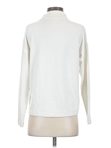 Uniqlo Turtleneck Sweater (view 2)