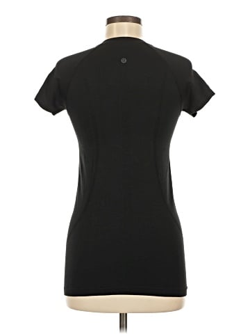 Lululemon Athletica Short Sleeve T-Shirt (view 2)