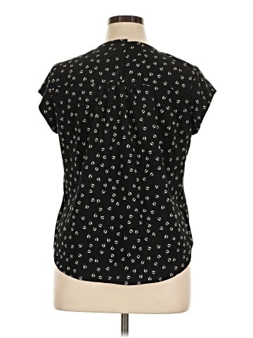 Monday Fun Short Sleeve Top (view 2)
