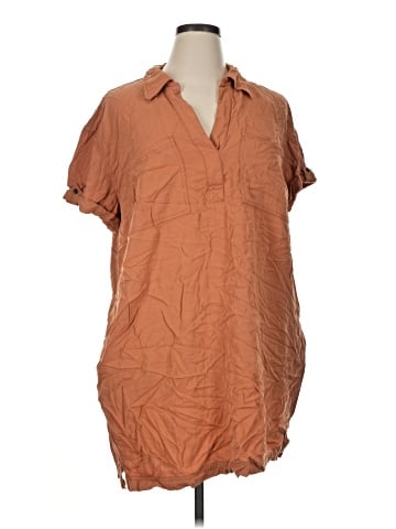 a.n.a. A New Approach Short Sleeve Blouse (view 1)