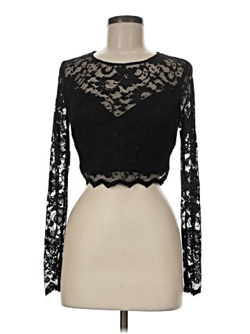 B. Smart Long Sleeve Top (view 1)