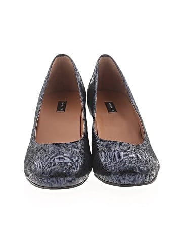Array Heels (view 2)