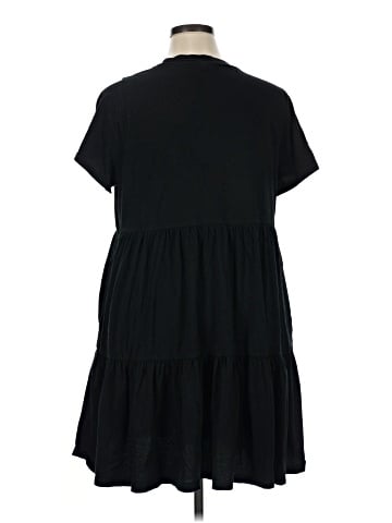 Old Navy Casual Dress (view 2)